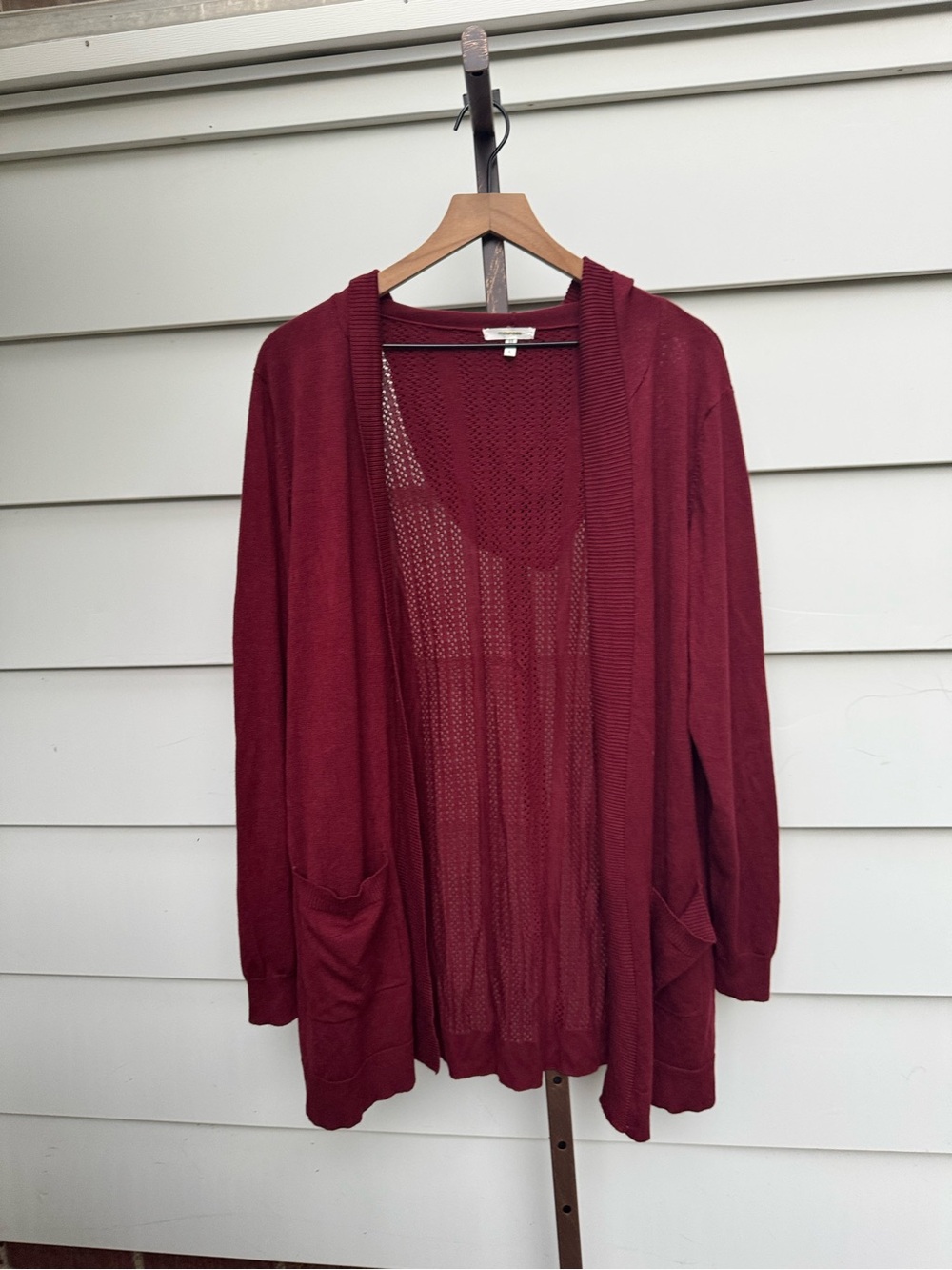 Maurices open-front burgundy knit cardigan hoodie sweater size Large pockets